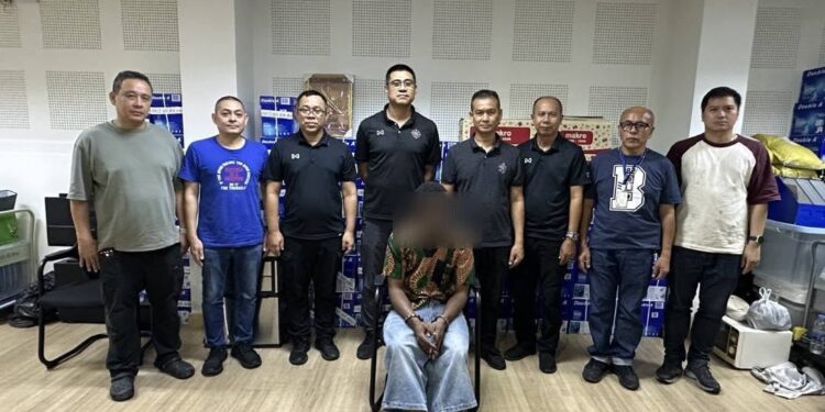 Bangkok Cocaine Sting: Nigerian Suspect Louis Junior Caught in Ditch 2026