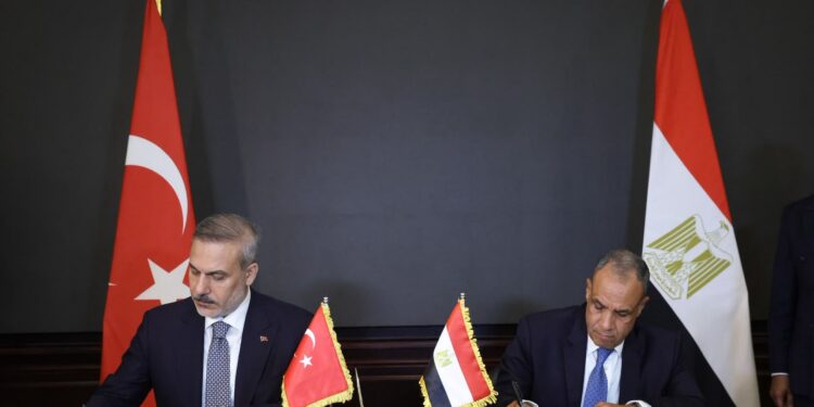 Fidan Calls Egypt, Saudi FMs as Gaza Plan Stalls