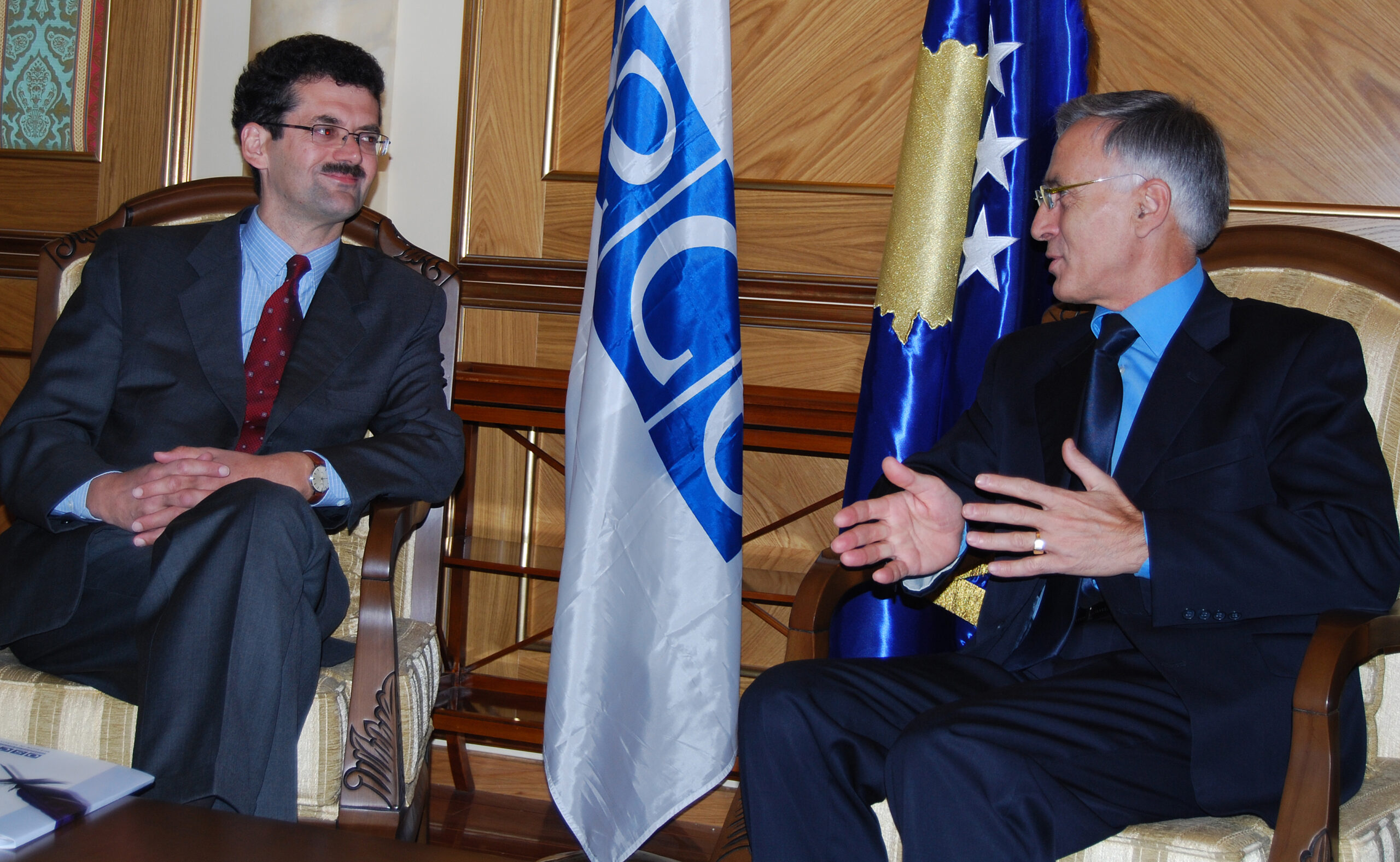 Jakup Krasniqi, then president of the Kosovo Assembly, meets OSCE Mission in Kosovo Ambassador Werner Almhofer in October 2008.
