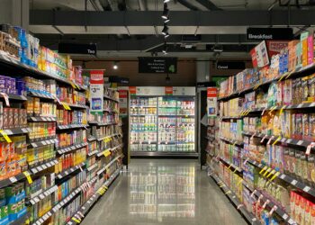 Refrigerated supermarket shelves, illustrating the connected cooling systems at the centre of France’s supermarket cyberattack