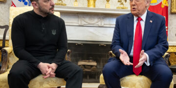 Ukrainian President Volodymyr Zelenskyy and US President Donald Trump during a February 2025 meeting at the White House.